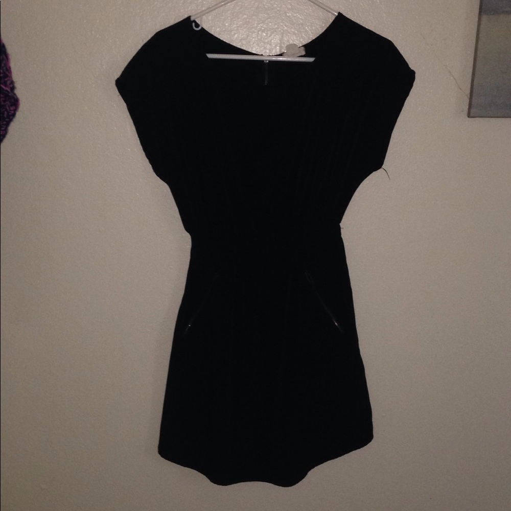 Black dress with zipper pockets